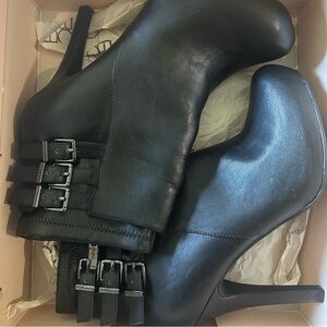 BCBGeneration FAME Black Stiletto Ankle Boots with Buckle Detail(9.5)